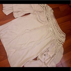 A ruffle sleeve shirt